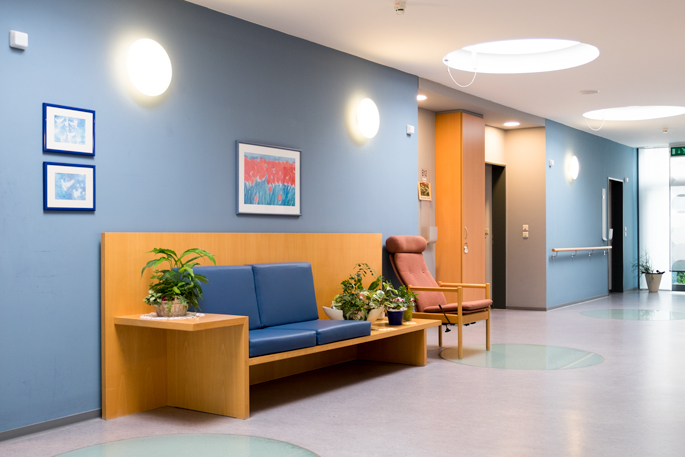 Flur mit Sitzgelegenheit